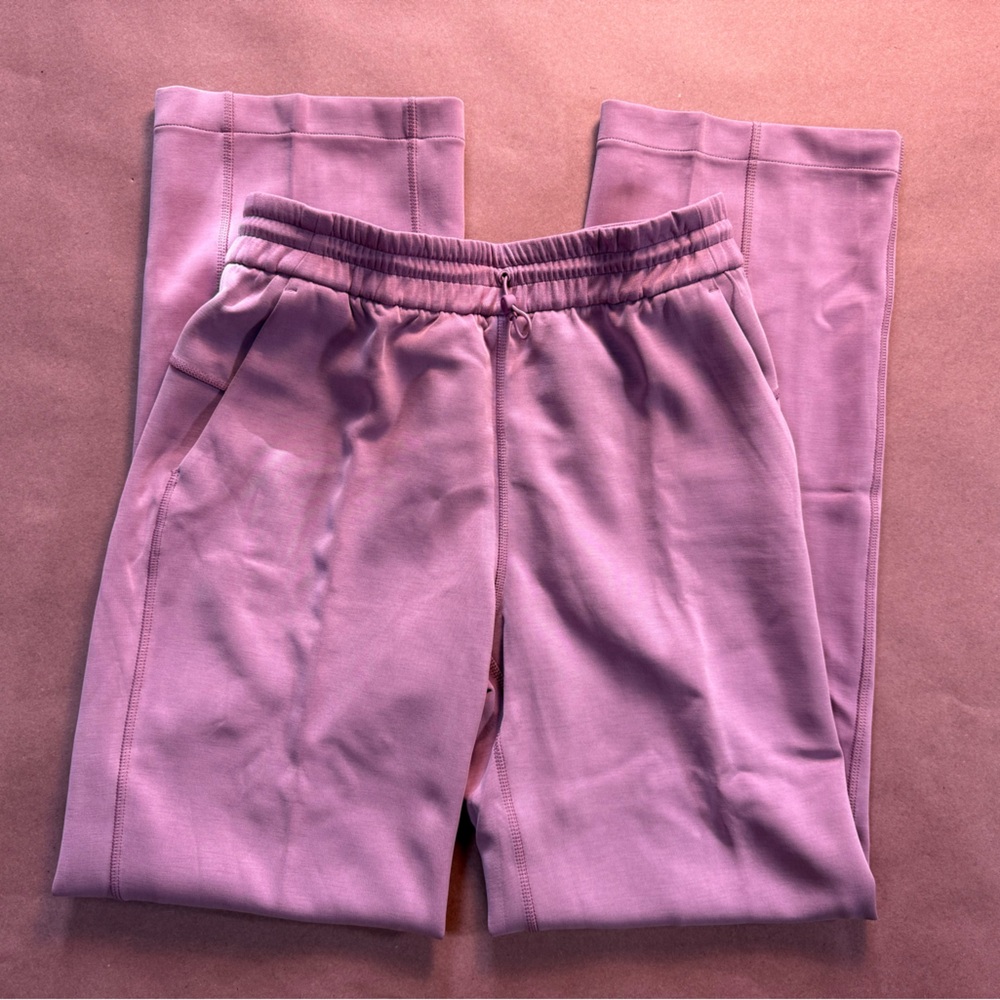 Lululemon Softstreme High-Rise Pant velvet dust size 6 NWT